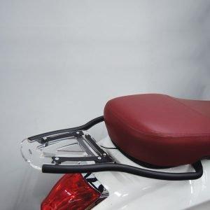 PORTAPACCHI TUBO ISOTTA PER PIAGGIO VESPA PRIMAVERA VESPA SPRINT 50/125/150 (2013-2018)